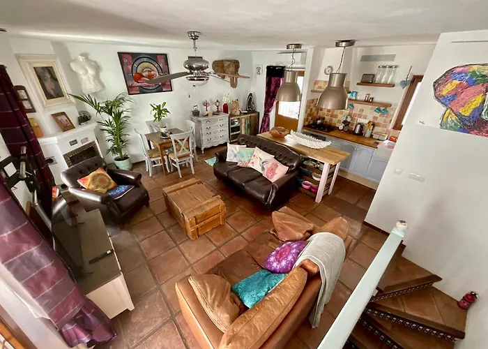 Mijas Pueblo Cosy Townhouse, Sleeps 4